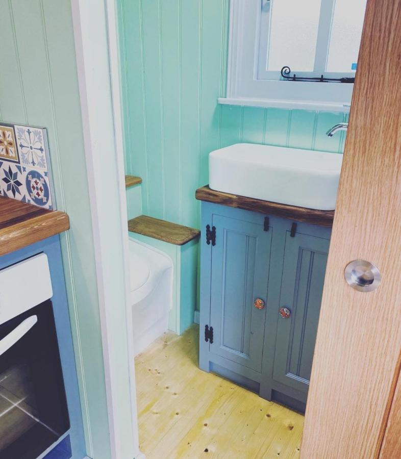 Jasmine The Shepherd Hut ウッドホール・スパ エクステリア 写真
