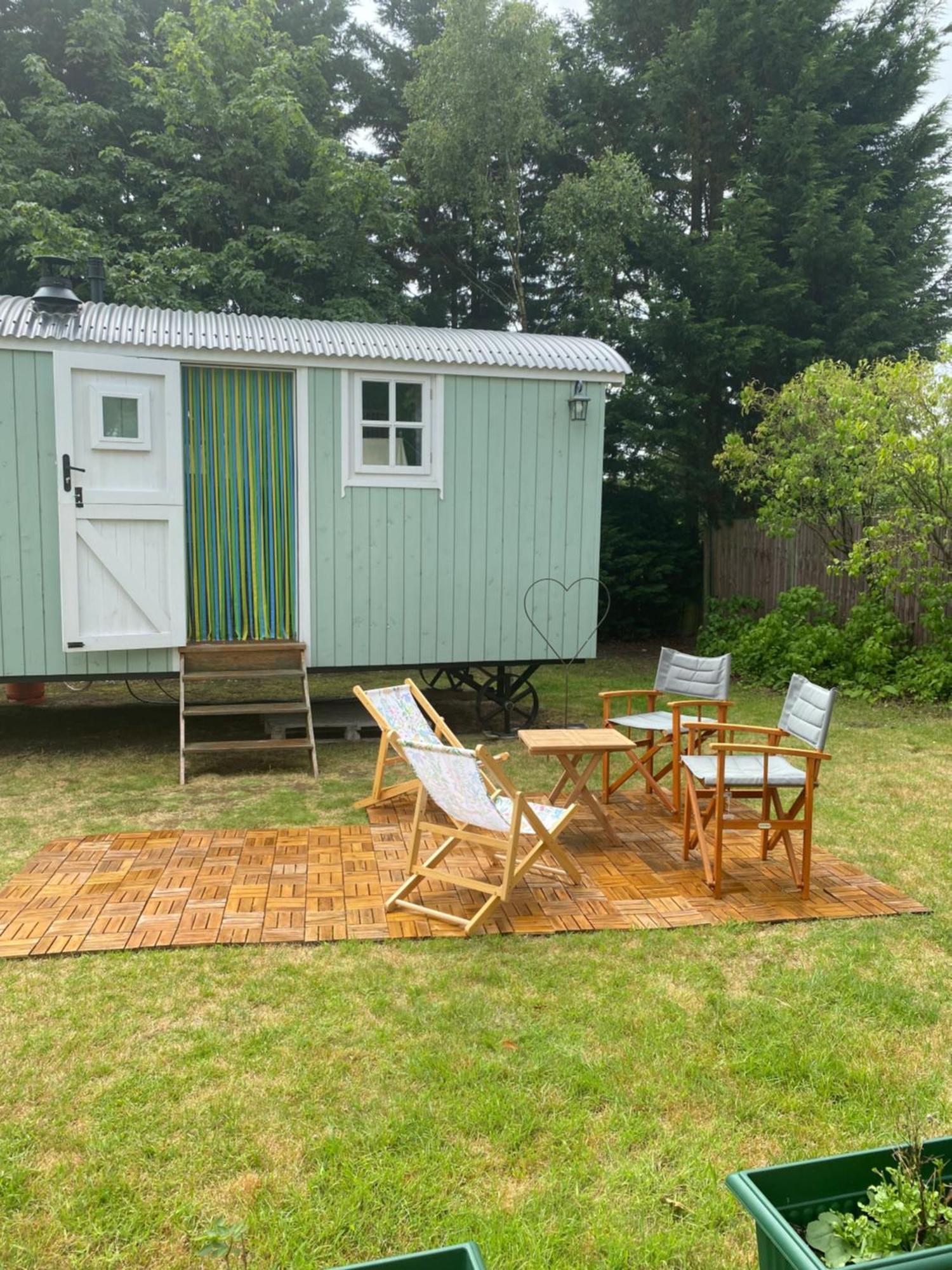 Jasmine The Shepherd Hut ウッドホール・スパ エクステリア 写真
